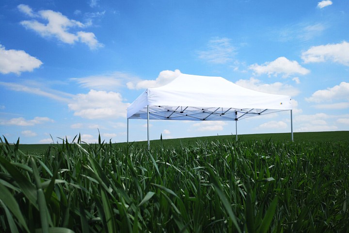 3x3 Párty stan výstavní