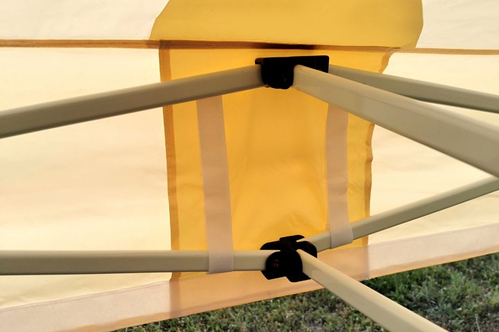 Prodejní promo stánky 3X4,5